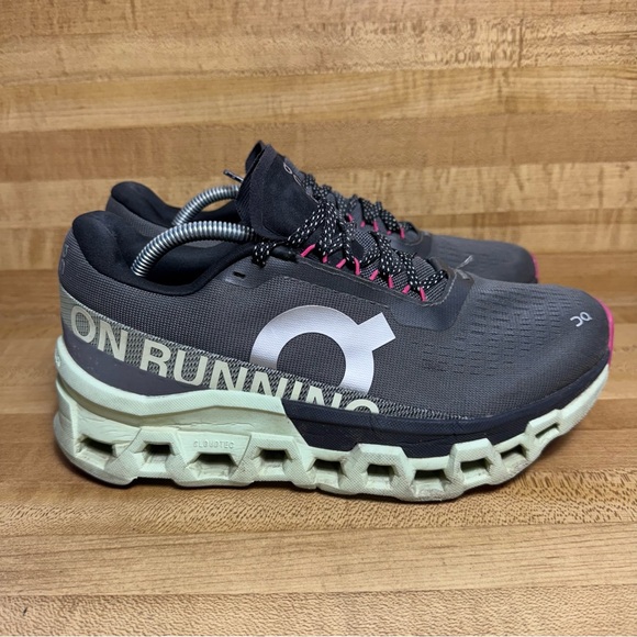 ON Women's Cloudmonster 2 Asphalt/Lima Max Cushion Running Shoe Size 7.5 - Picture 1 of 7